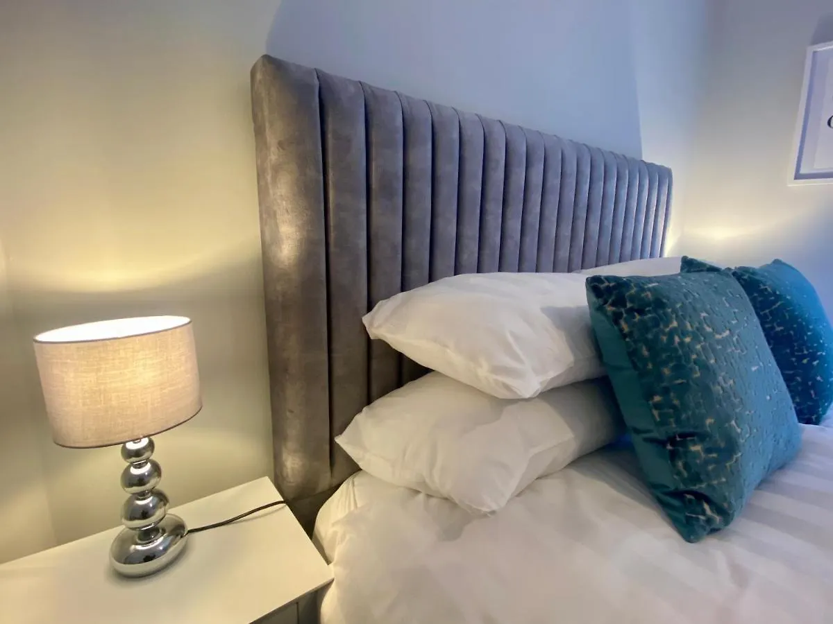 Superb City Centre Apartment Within The City Walls York