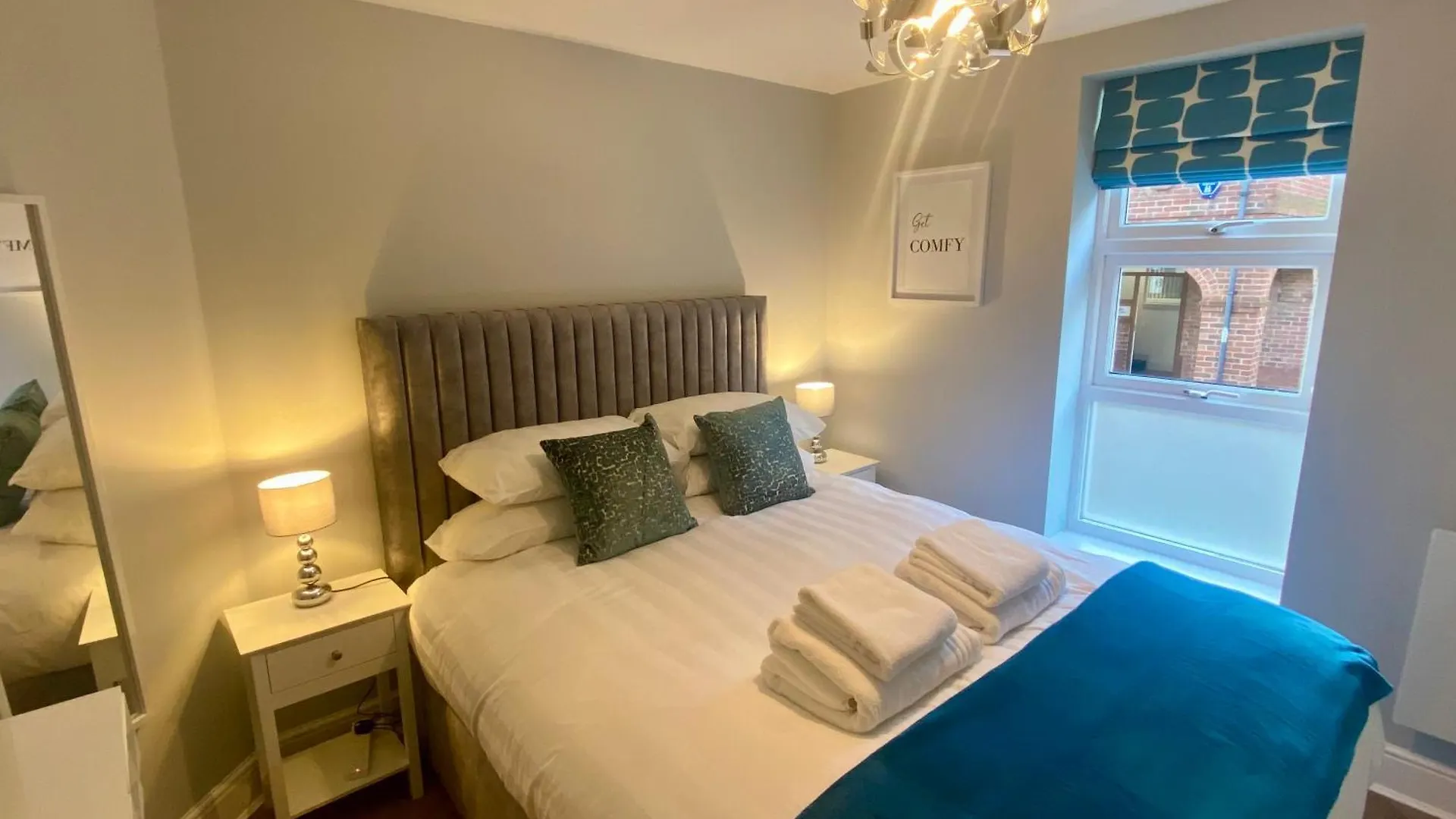 Superb City Centre Apartment Within The City Walls York